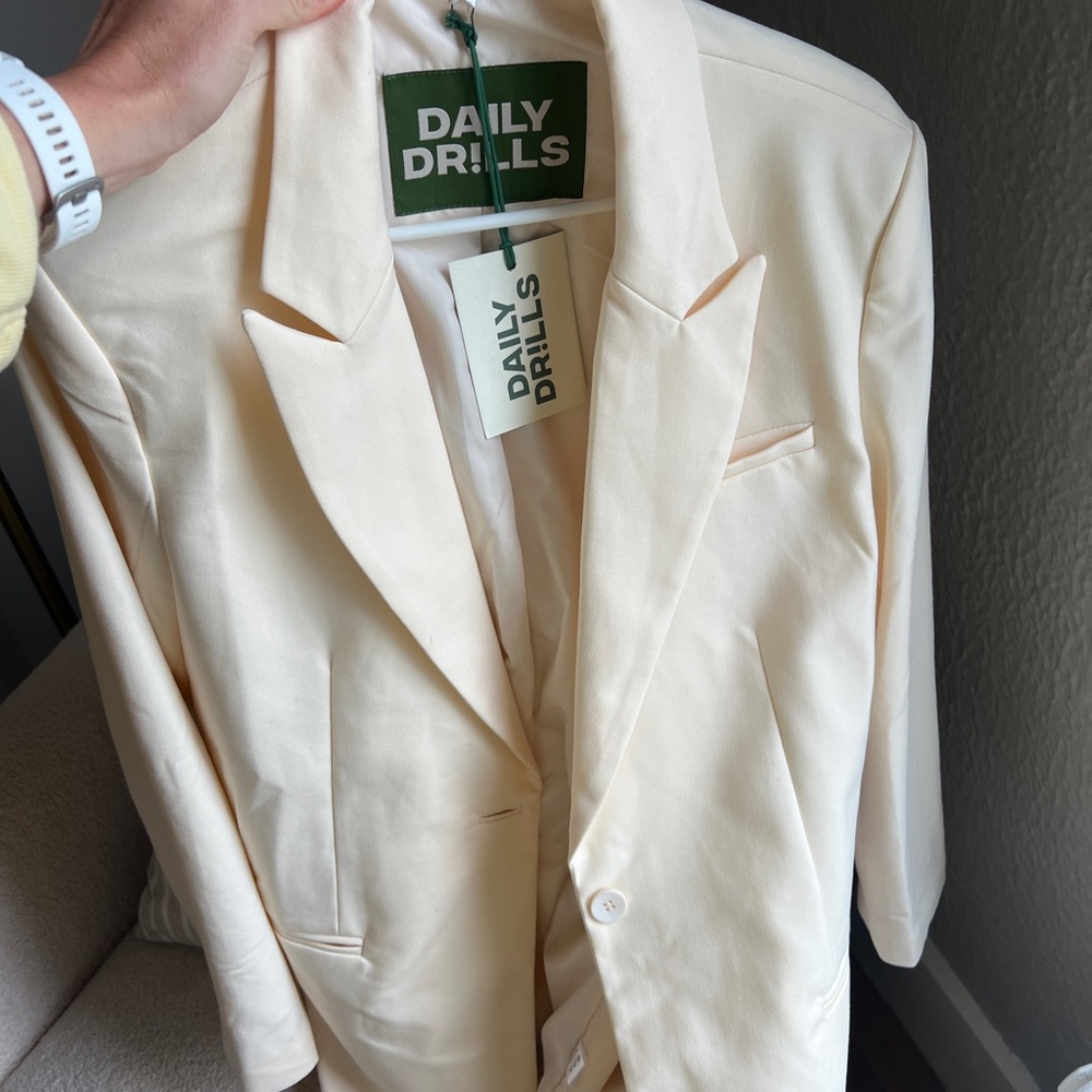 Oversized blazer- daily drills NWT